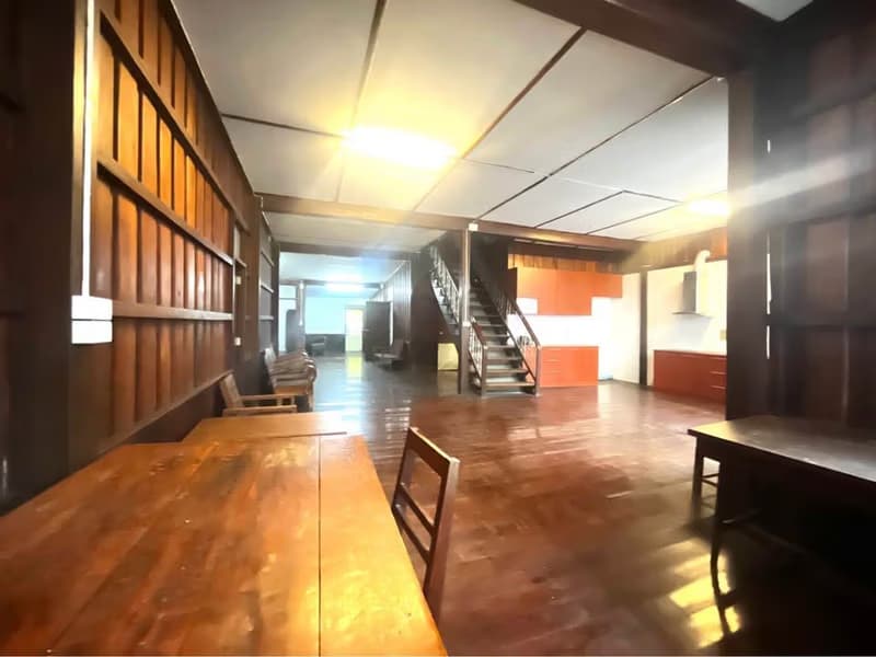 8 Bed House for Rent in Mueang Chiang Mai