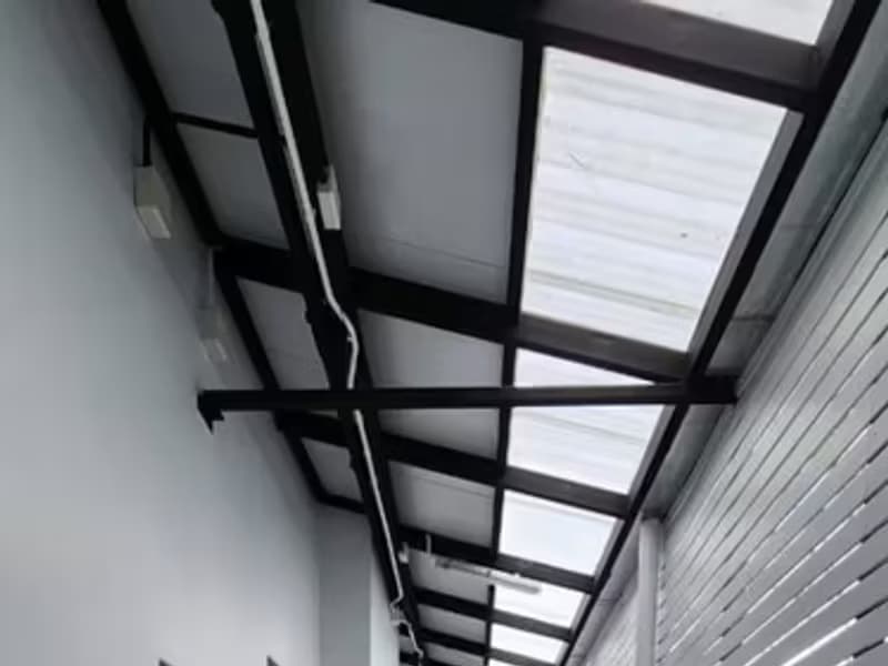 5 Bedroom Home office for rent 