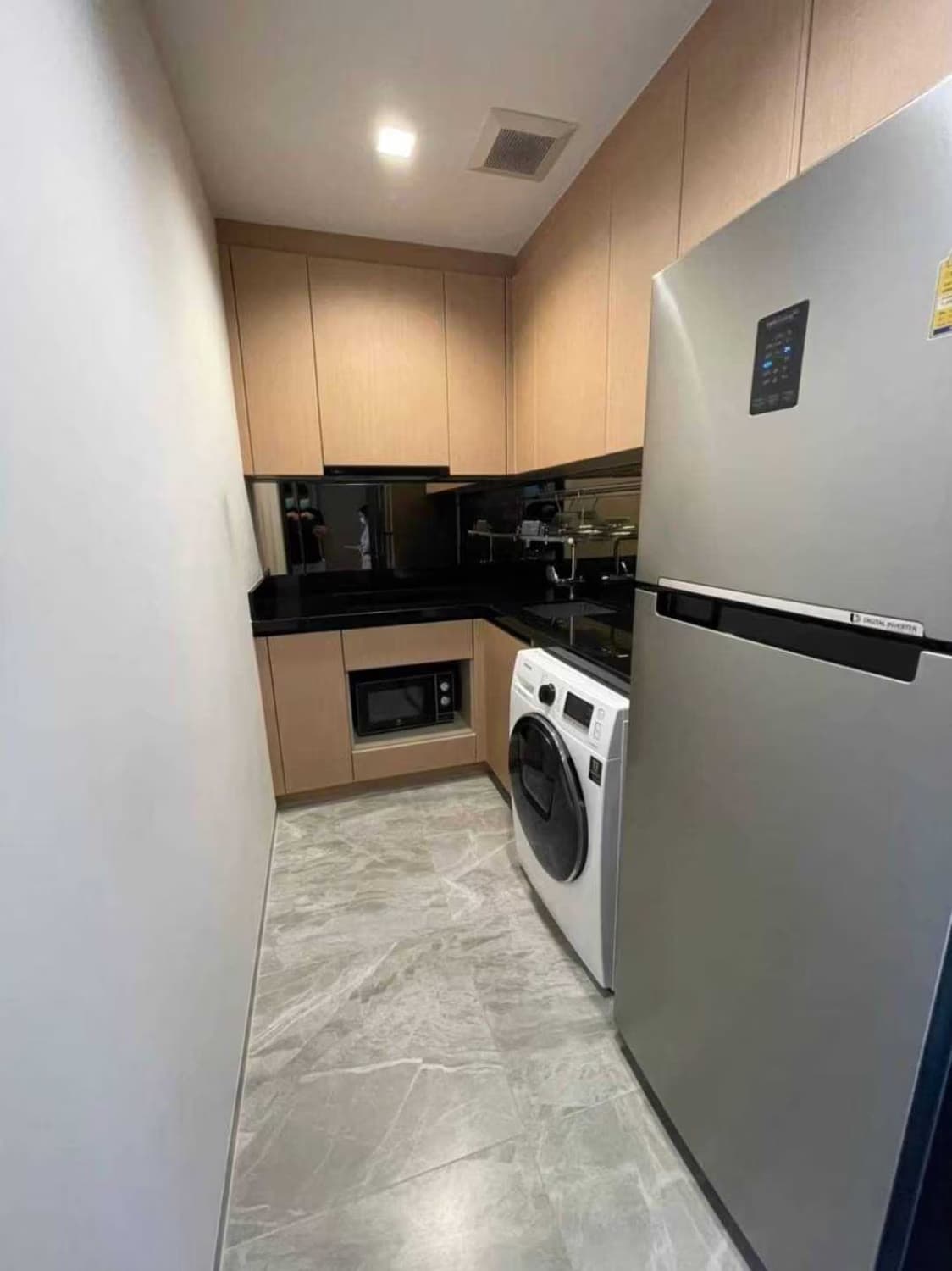 2 Bed Condo for Rent in Watthana - Image 2