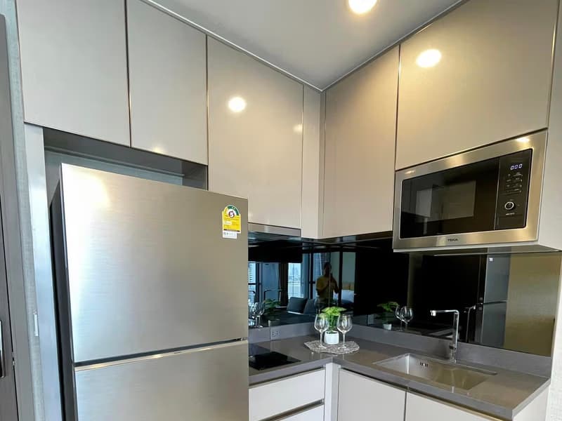 1 Bed Condo for Rent and Sale in Phaya Thai