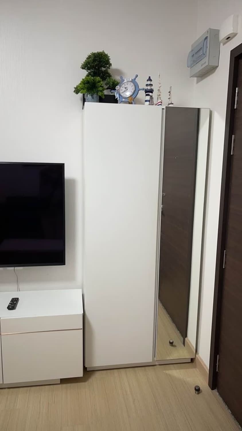 1 Bed Condo for Rent and Sale  Near Phra Ram 9 MRT - Image 4