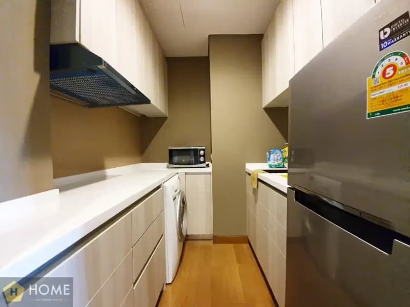 2 Bedroom Condo for Rent at The Lumpini 24