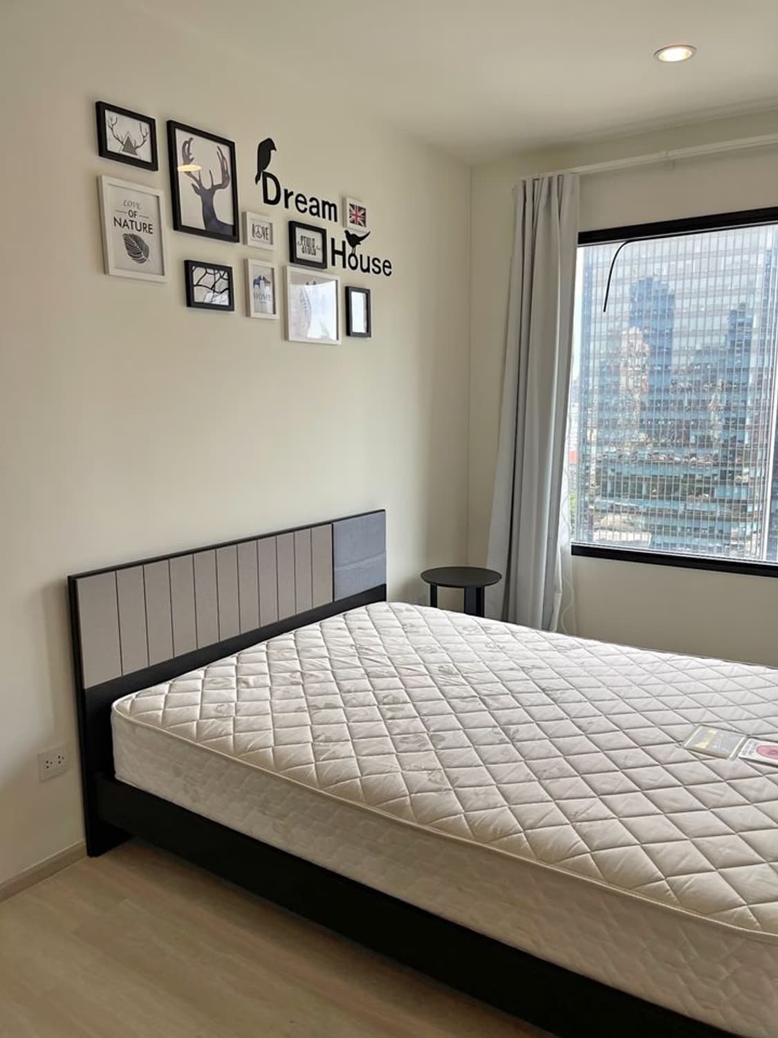 Condo for Rent at Life Asoke - Image 5
