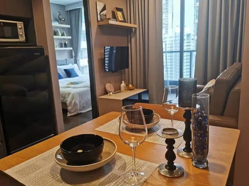 1 Bed Condo for Rent and Sale in Khlong Toei