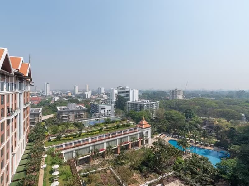 1 Bedroom Condo
