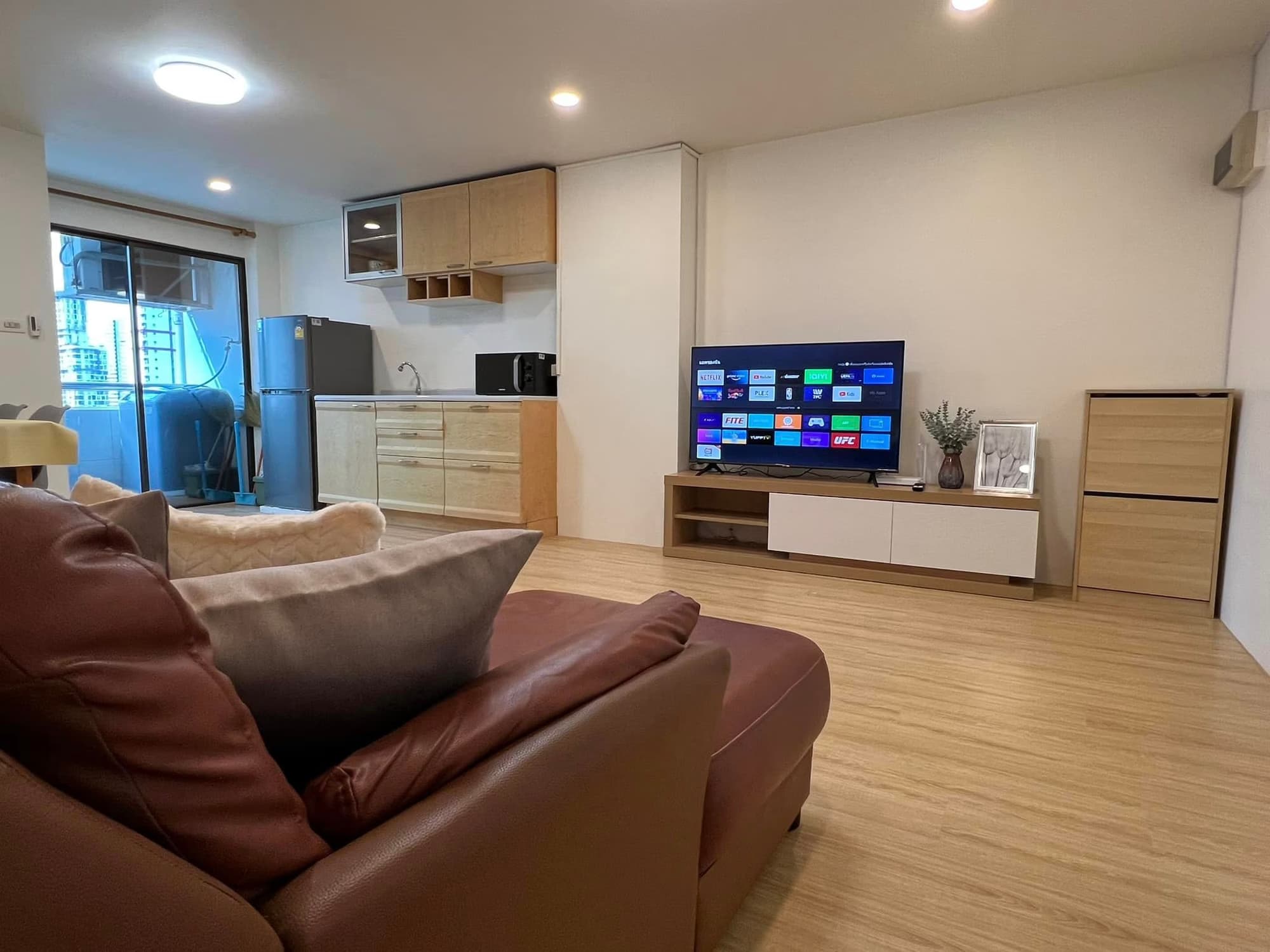 Condo for Rent at Pratunam Prestige Condominium - Image 2