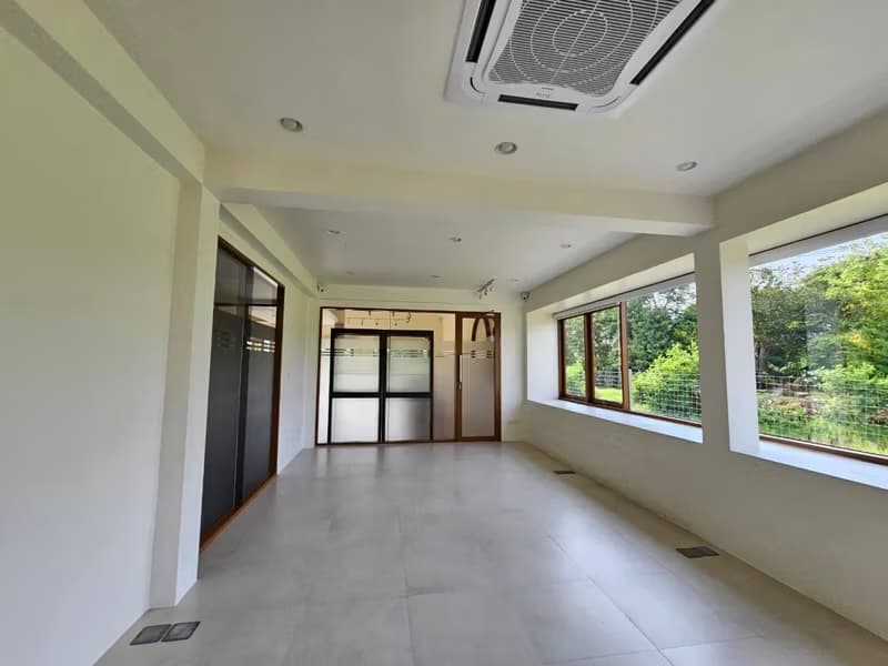 House/Cafe for Rent and Sale in Mae Rim