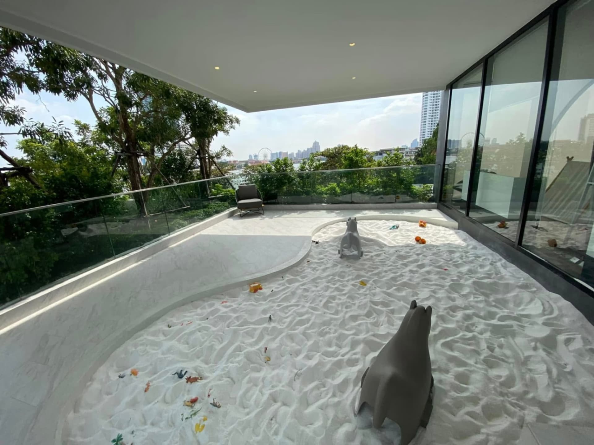 1 ห้องนอน คอนโด สำหรับ ขาย ใน Khlong San - Image 8