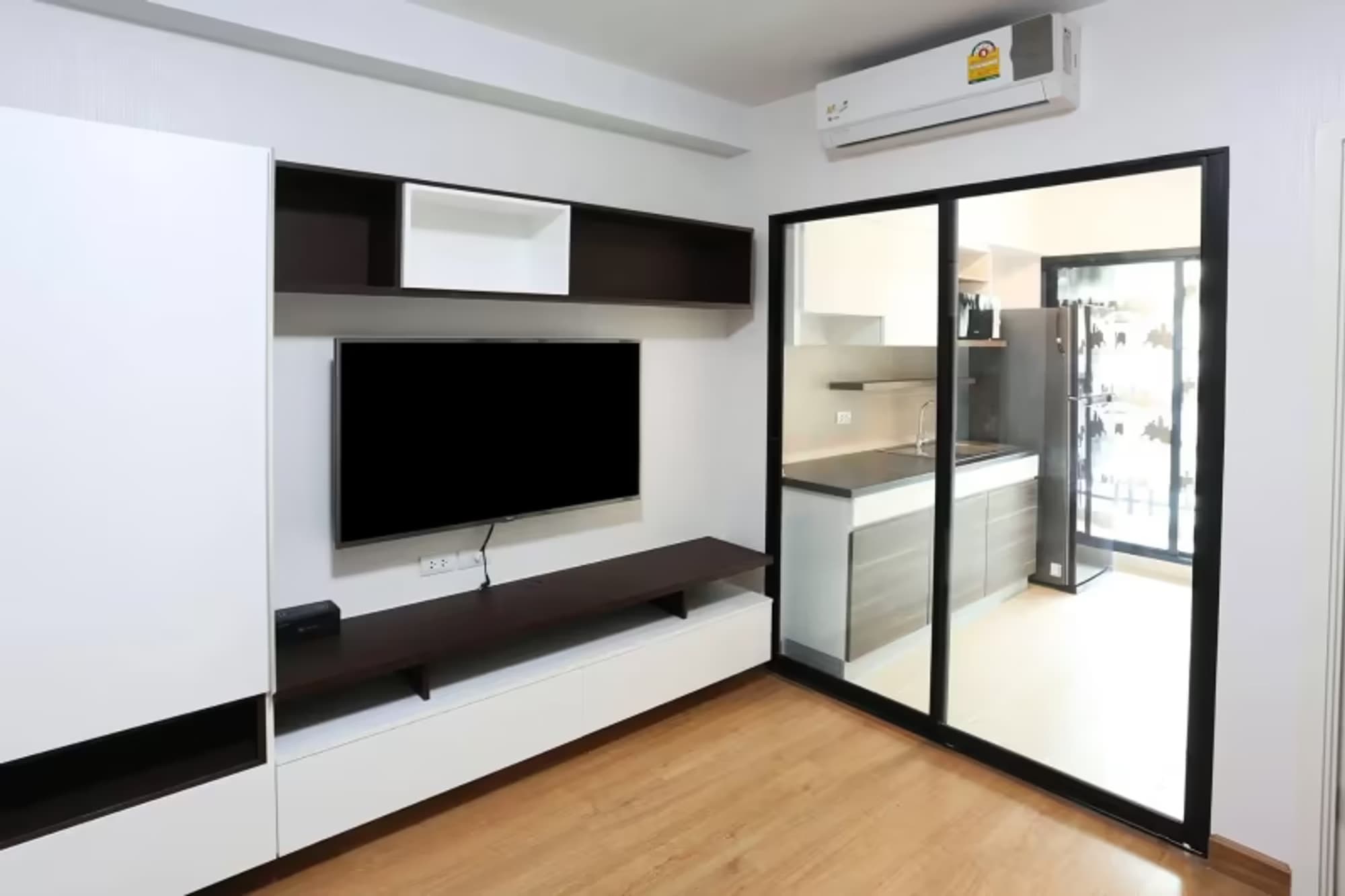 1 Bedroom Condo - Image 7