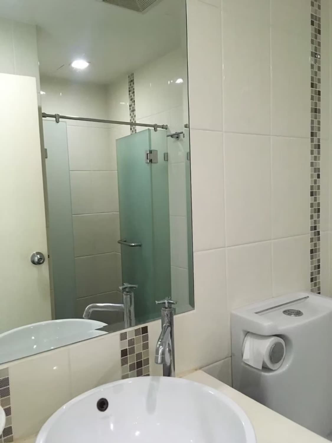 1 卧室 公寓 用于 出租 在 Bang Rak - Image 9