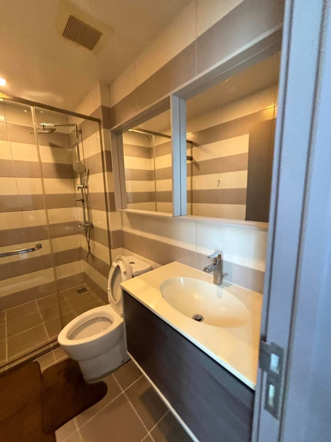 2 ห้องนอน Condo สำหรับ ขายและจำหน่าย ใน วัฒนา - Image 10