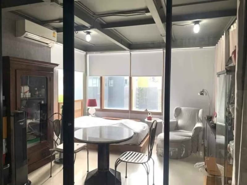 3 Bed Condo for Rent in Khlong Toei