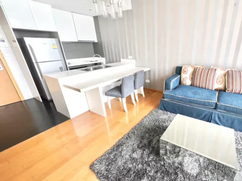 AEQUA Residence Sukhumvit 49