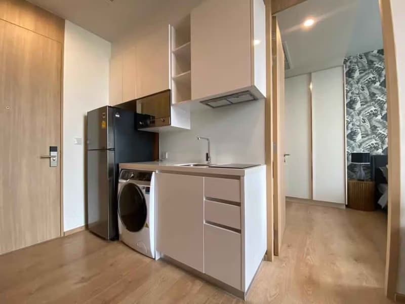 1 Bed Condo for Sale, Sale w/Tenant
