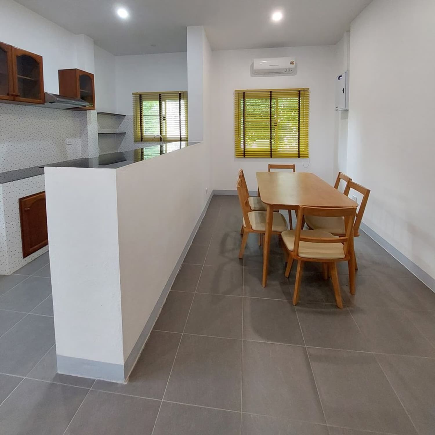 3 Bed House for Rent in Saraphi - Image 5