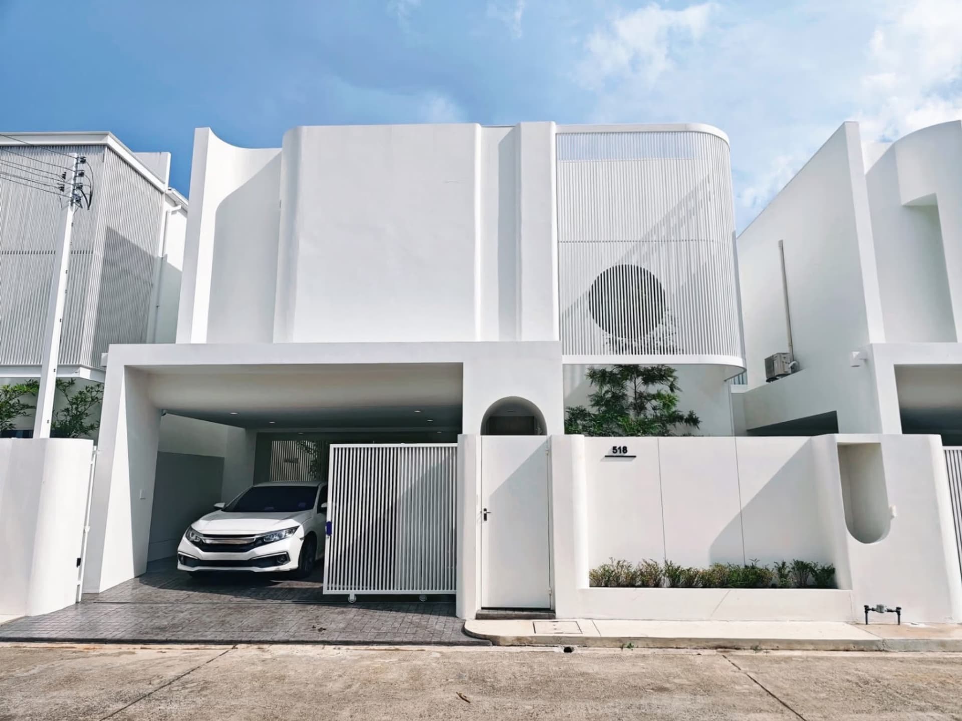 4 Bed House for Rent in San Sai District - Image 1