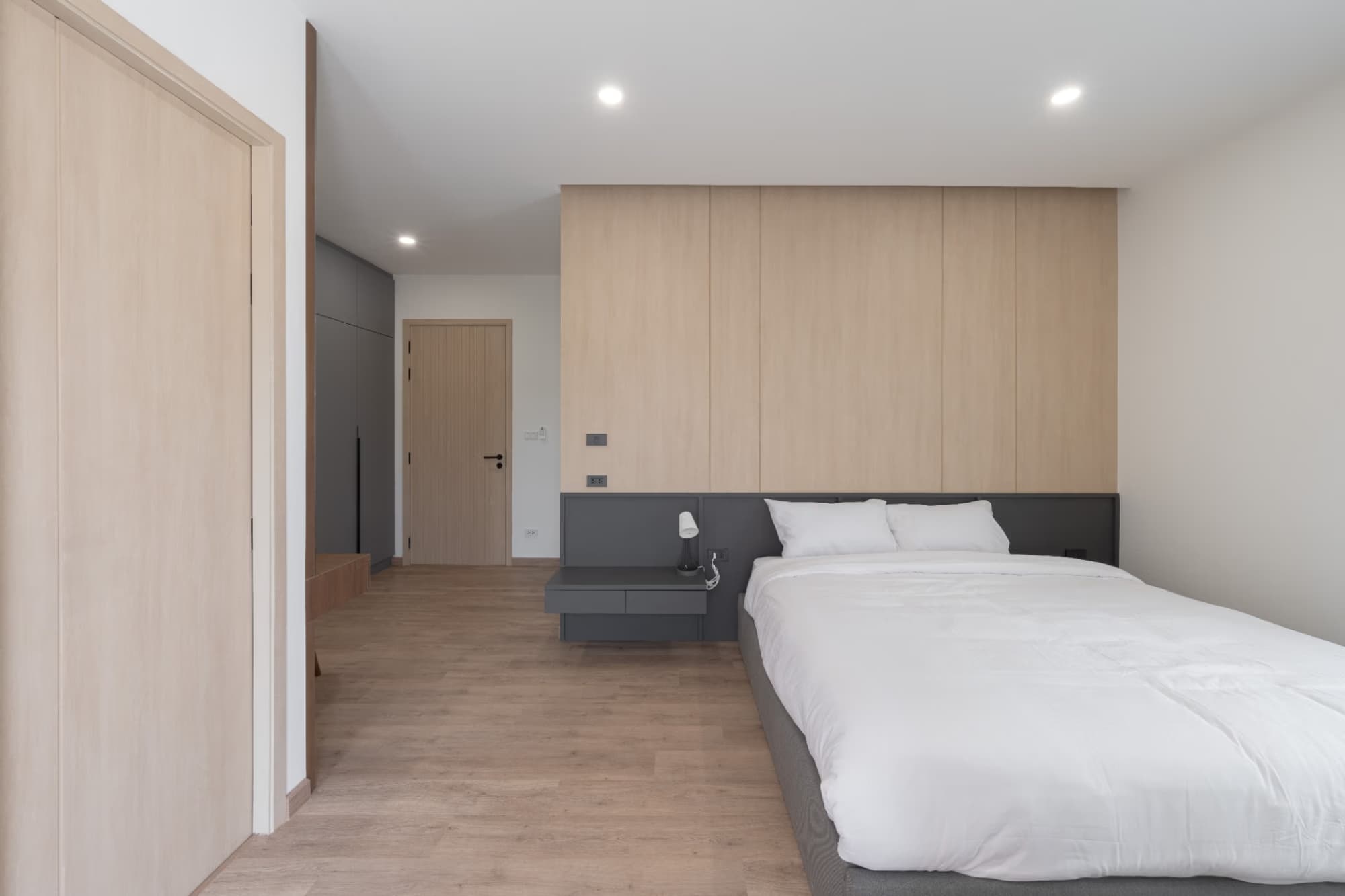 4 Bed House for Rent and Sale in Hang Dong - Image 30