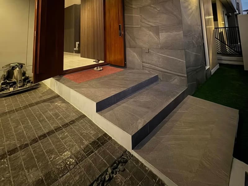 4 Bed House for Rent in Saphan Sung