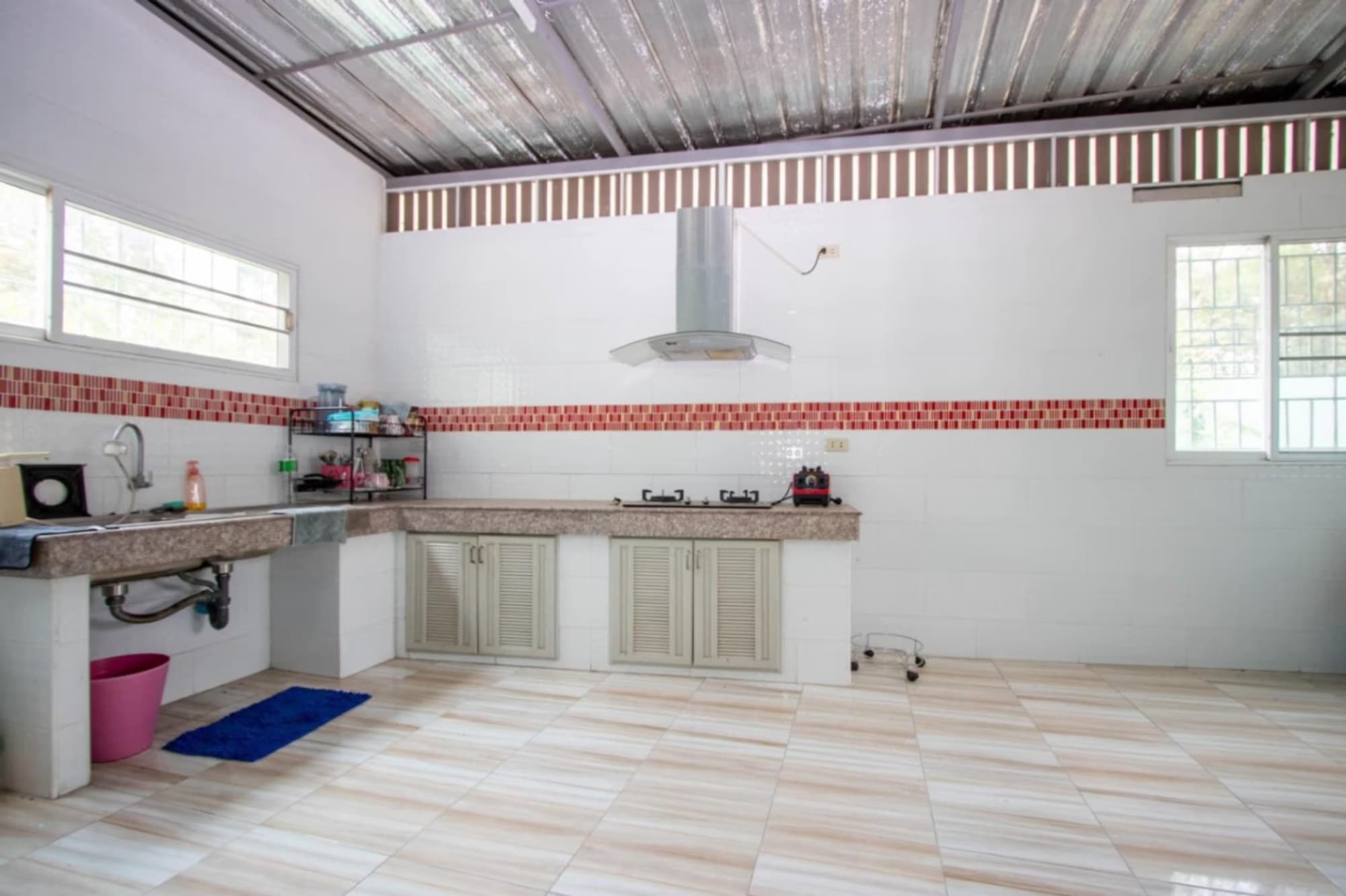 4 ห้องนอน บ้าน สำหรับ จำหน่าย ใน San Kamphaeng District - Image 4