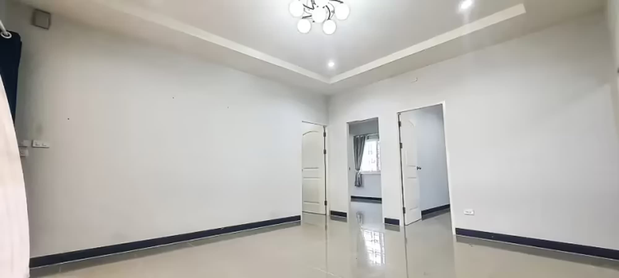 3 Bedroom House - Image 14