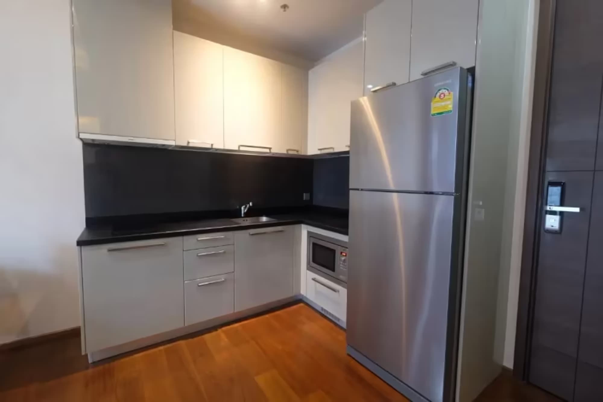 1 Bedroom Condo - Image 7