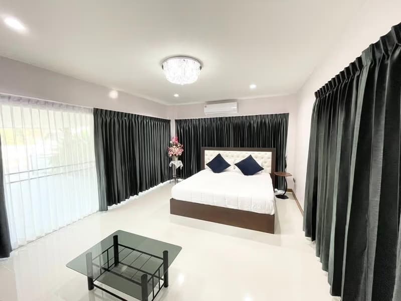 4 Bed House for Rent in San Sai