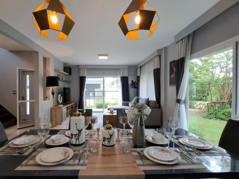 4 Bed House for Rent in San Kamphaeng