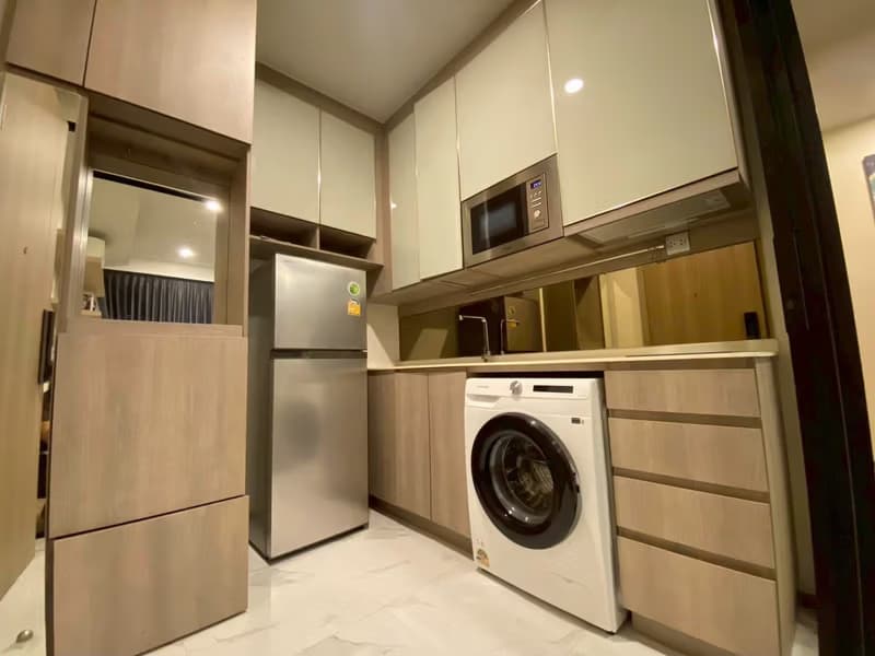 2 Bed Condo for Rent and Sale in Khlong Toei