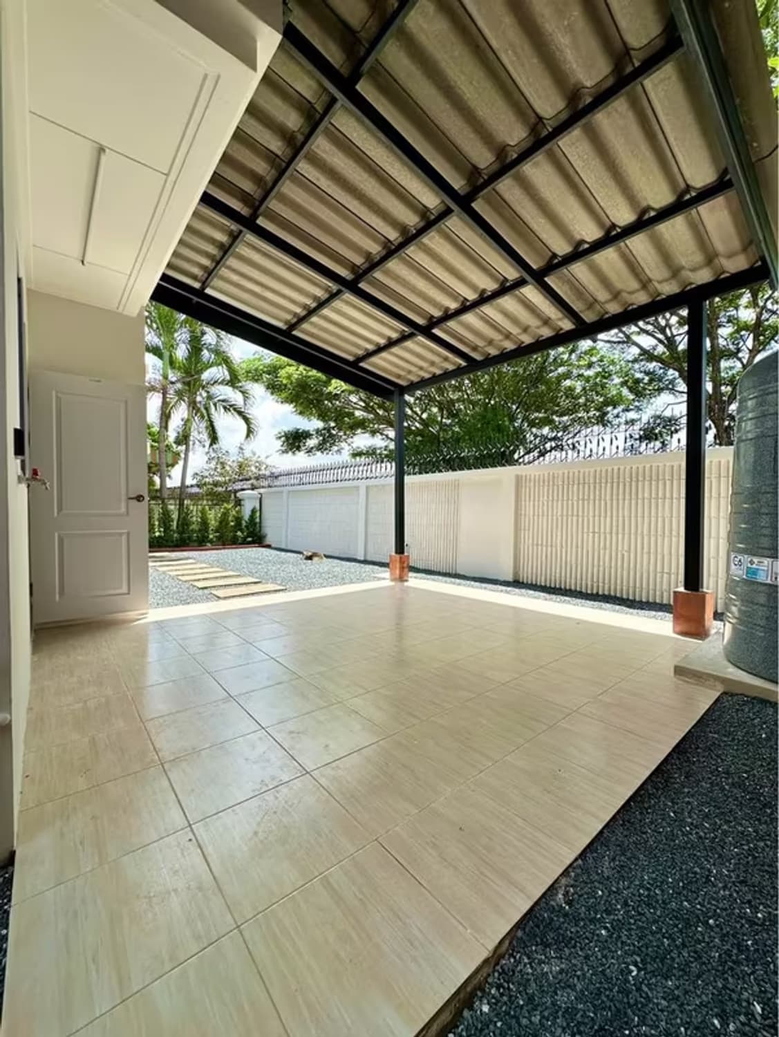  - Image 7