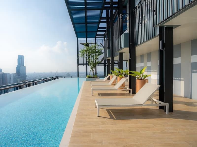 Condo for Rent at XT Phayathai