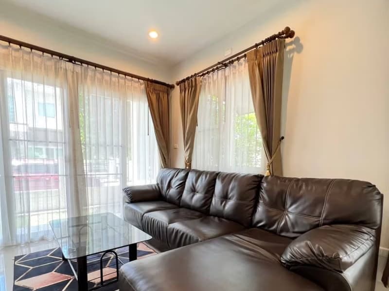 3 Bed House for Rent in Saraphi