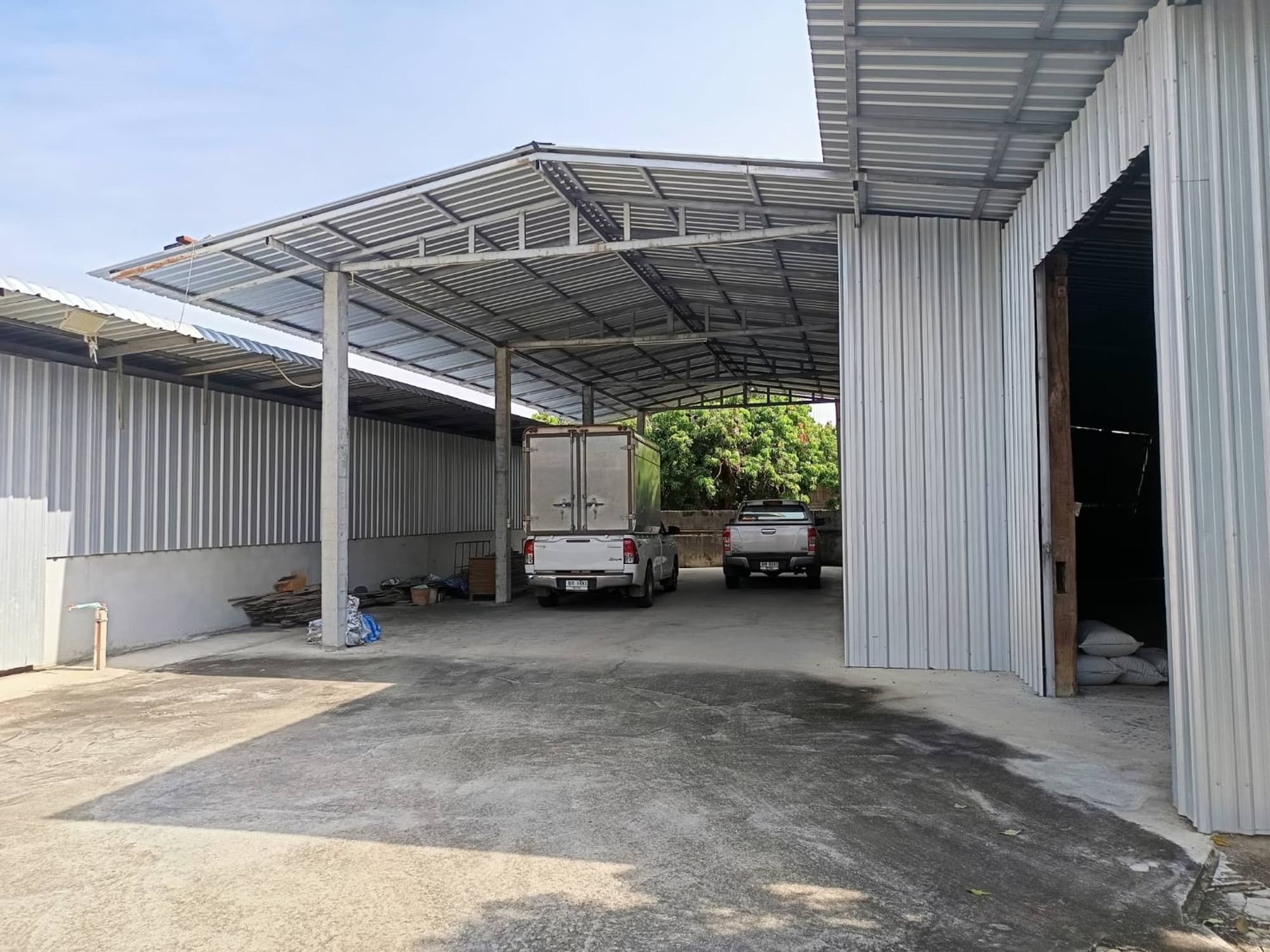 2 ห้องนอน อาคารพานิชย์ สำหรับ จำหน่าย ใน Mae Wang District - Image 1