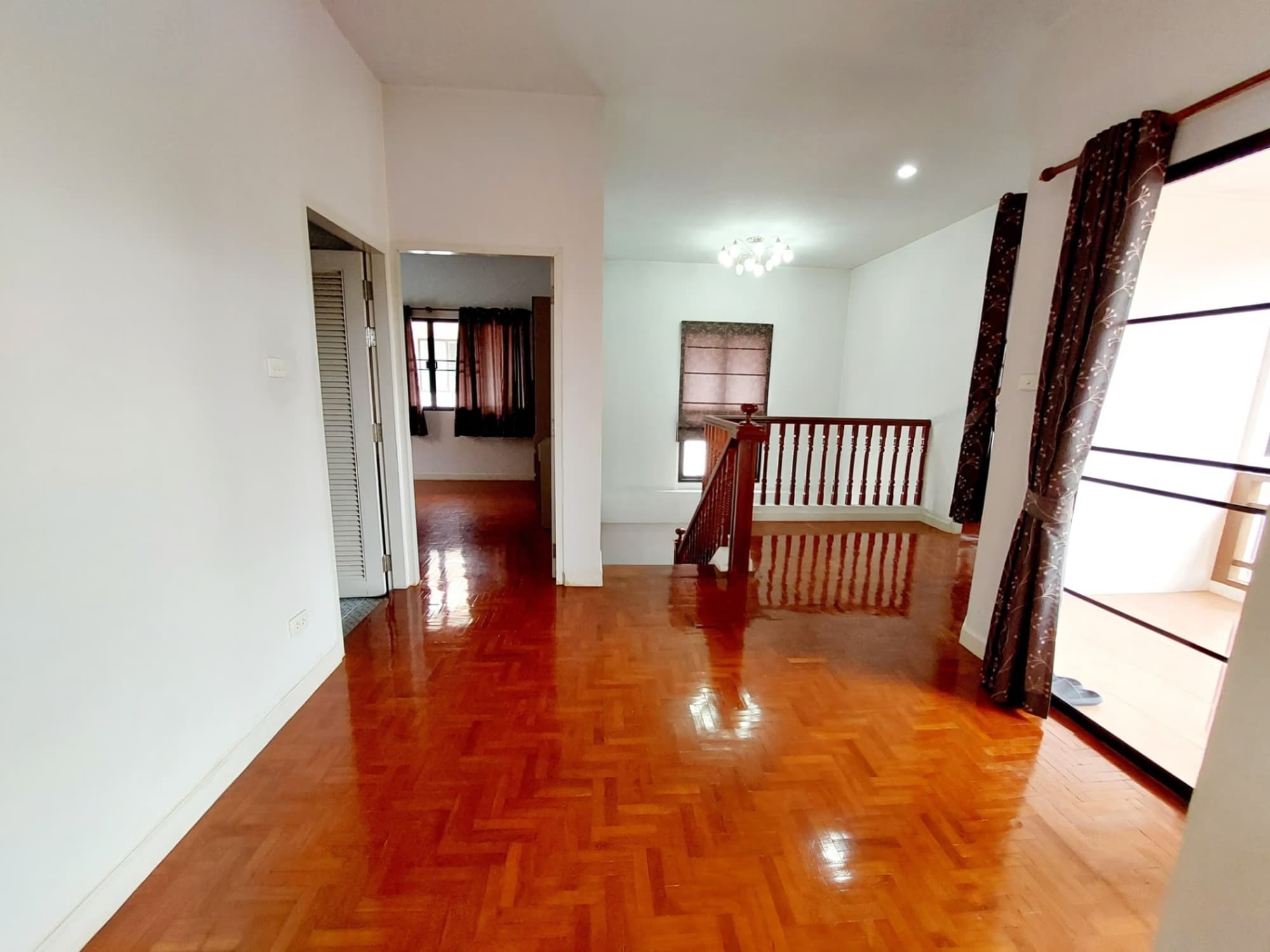4 Bed House for Sale in Hang Dong - Image 10