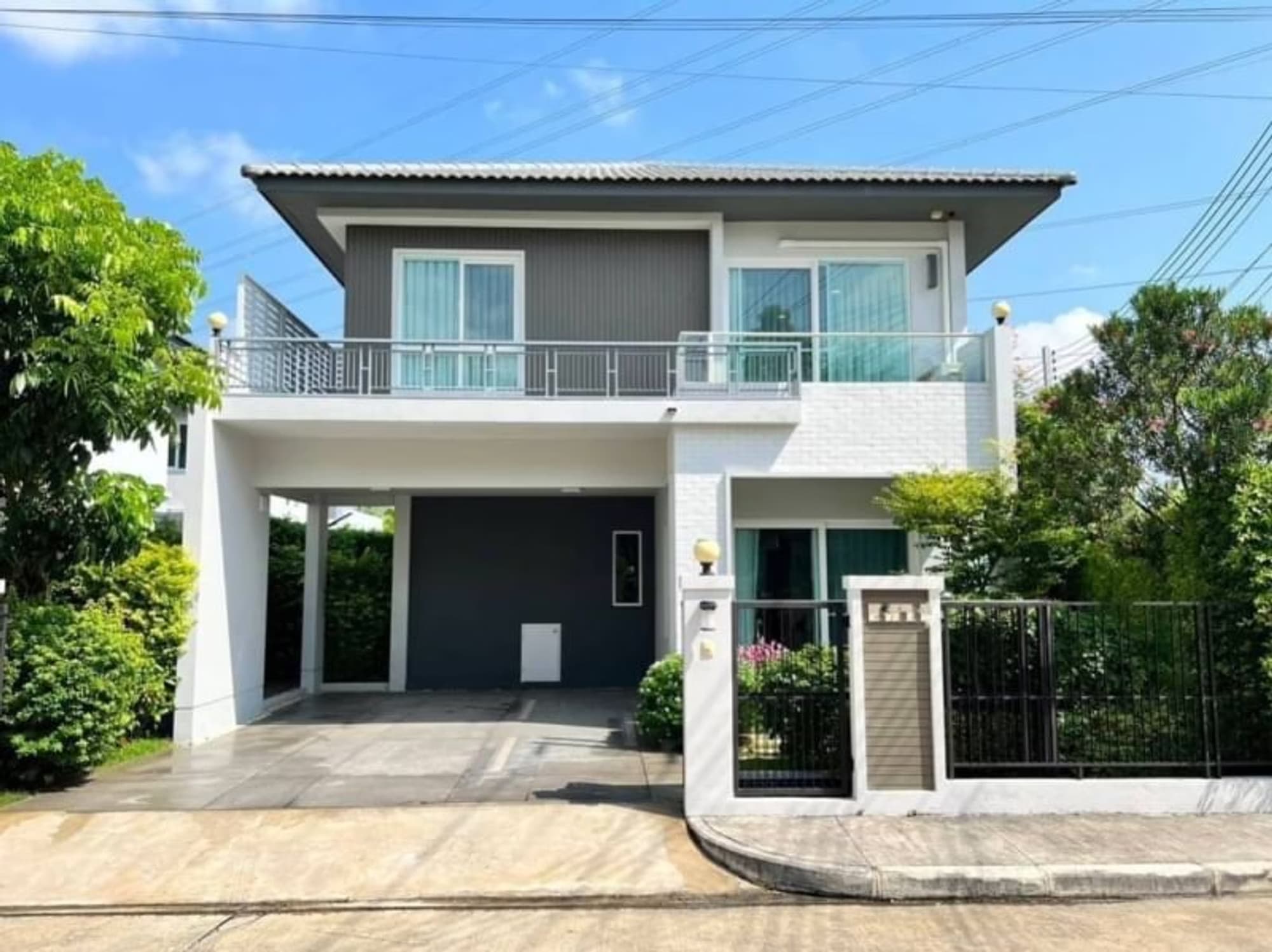 3 ห้องนอน House สำหรับ จำหน่าย ใน undefined - Image 1