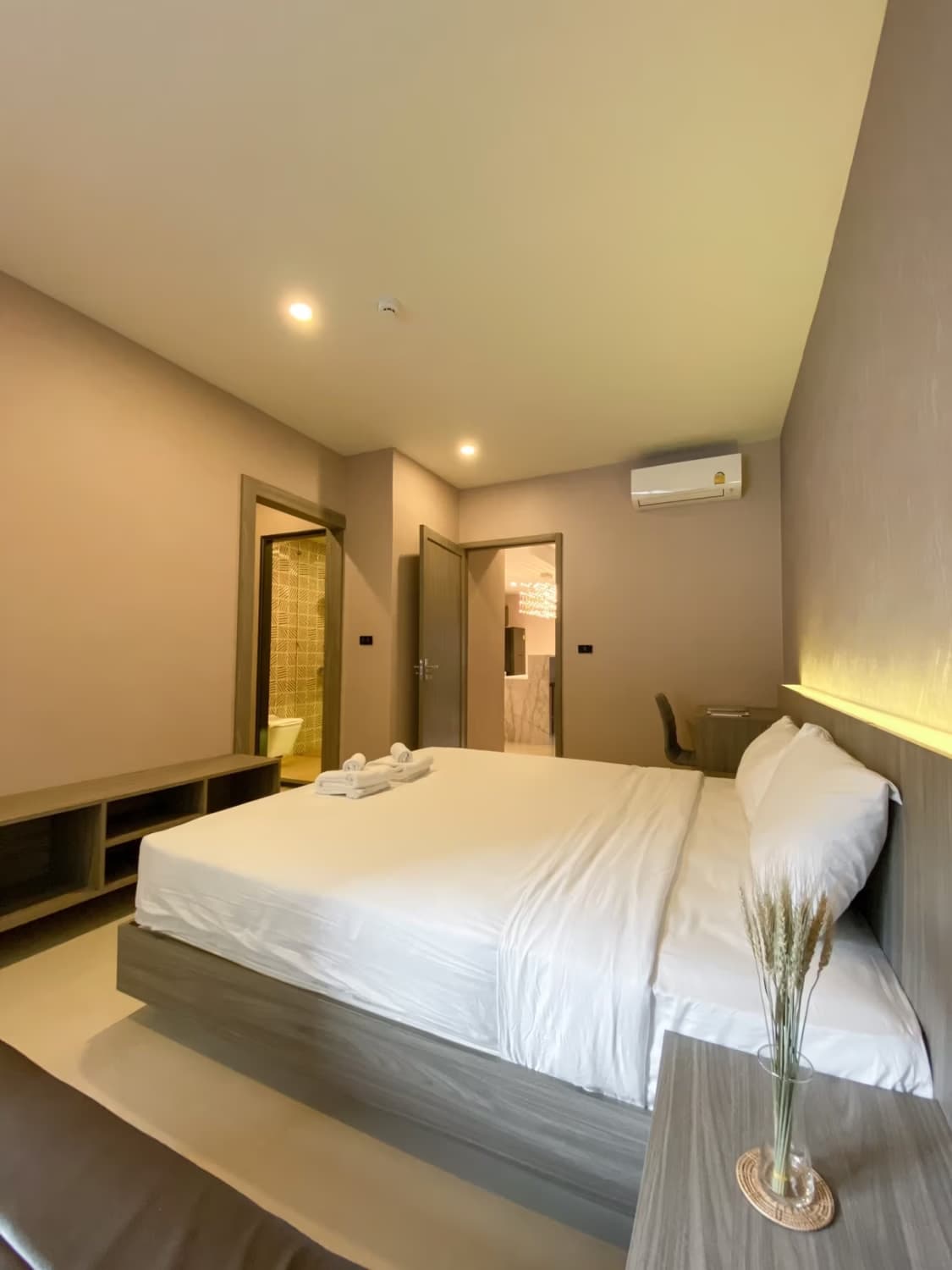 2 Bed Condo for Rent in Mueang Chiang Mai - Image 10