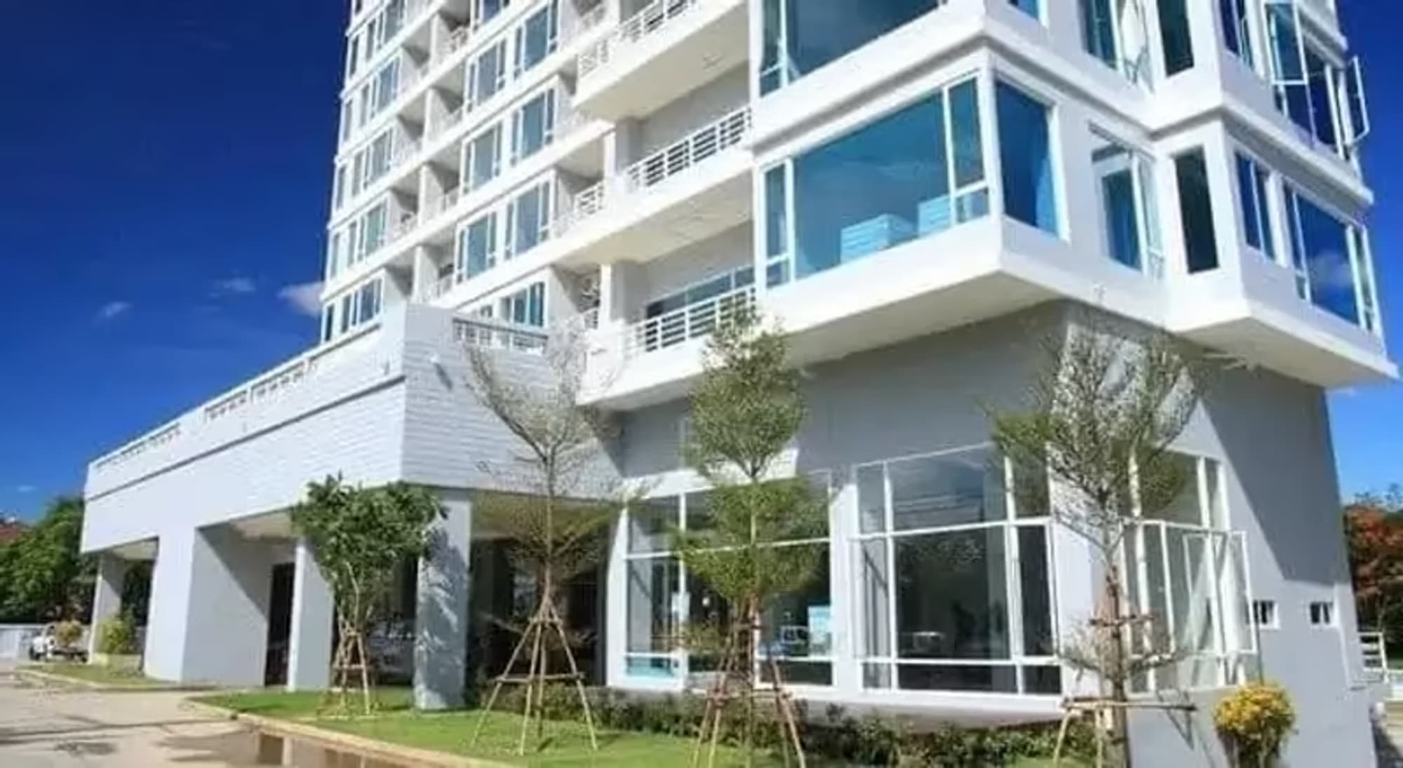 1 Bedroom Condo - Image 12