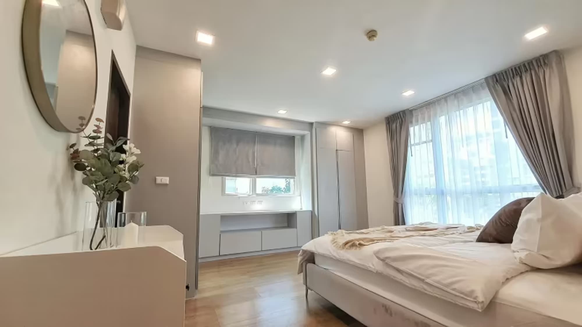2 Bedroom Condo - Image 4