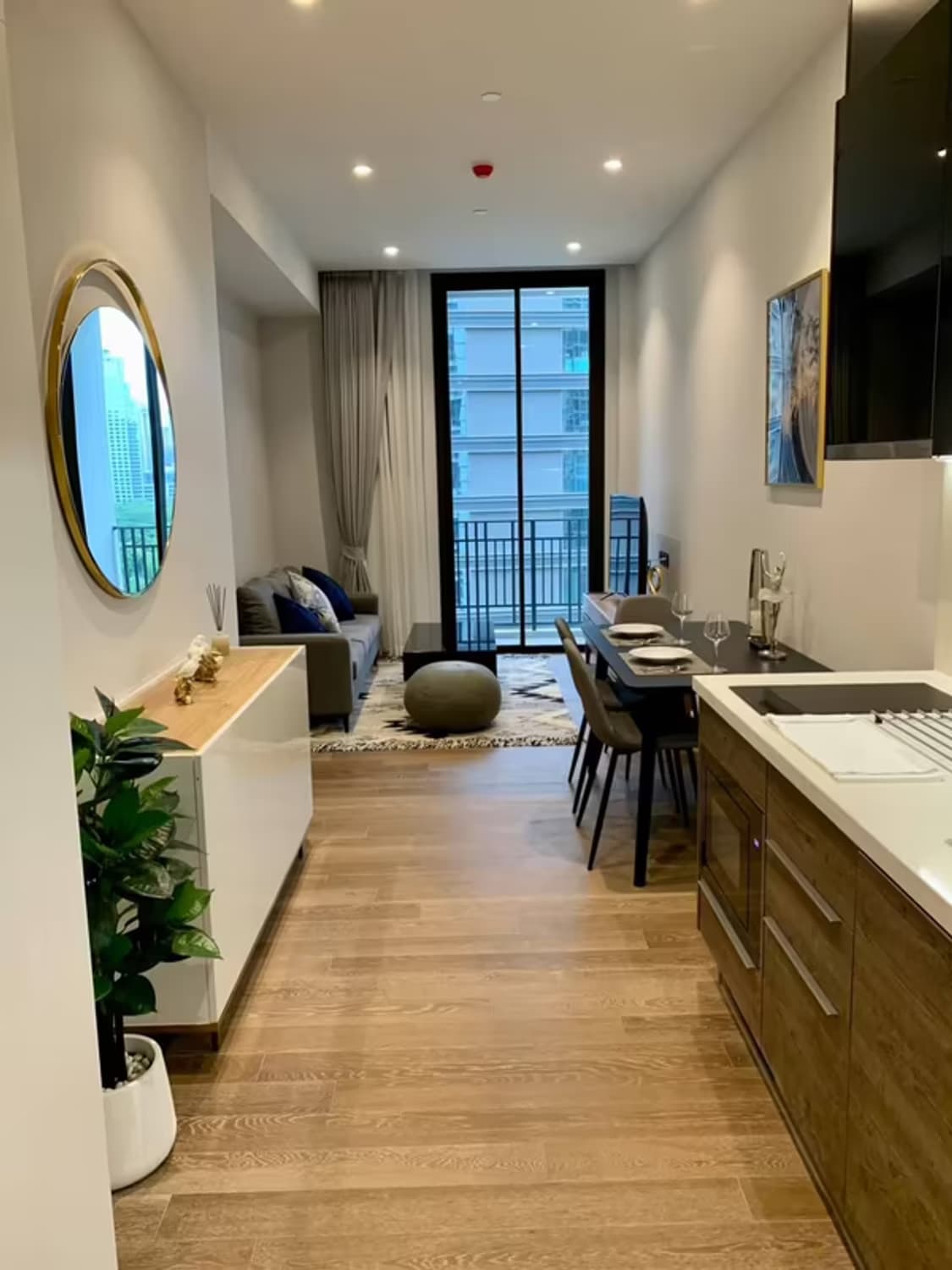 Condo for Rent at MUNIQ Langsuan - Image 3