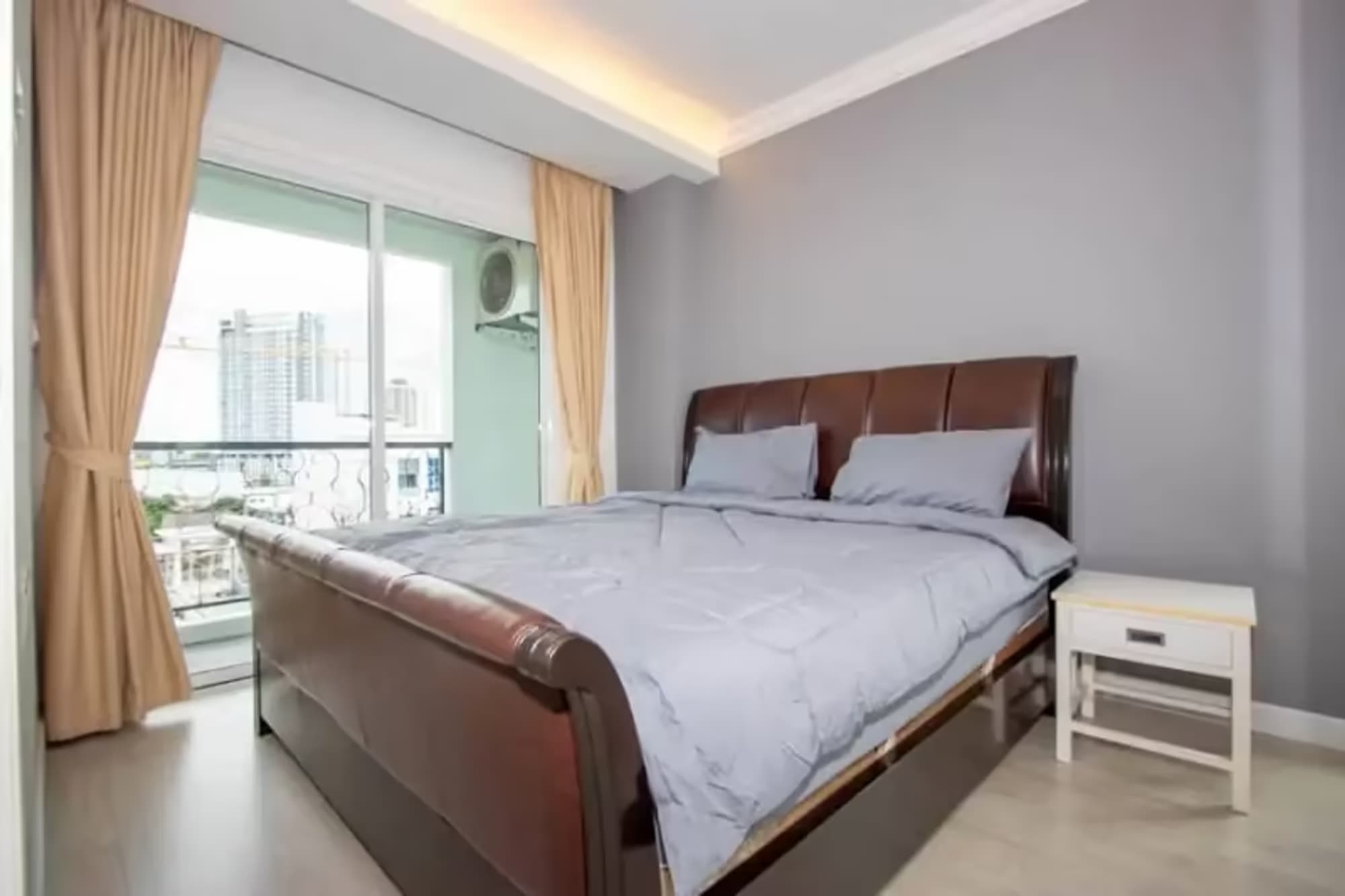1 Bedroom Condo - Image 7