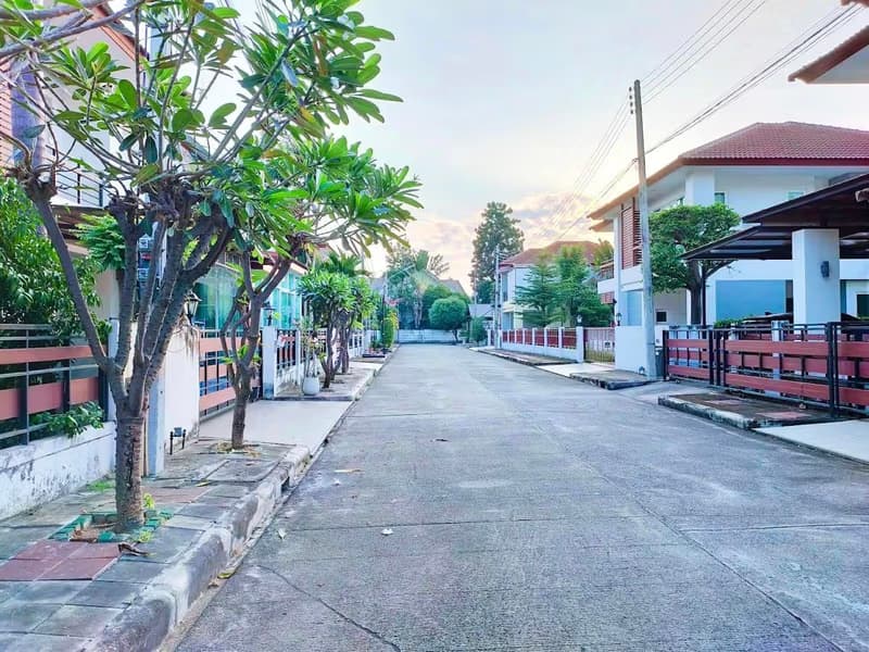 3 Bed House for Rent in Mueang Chiang Mai