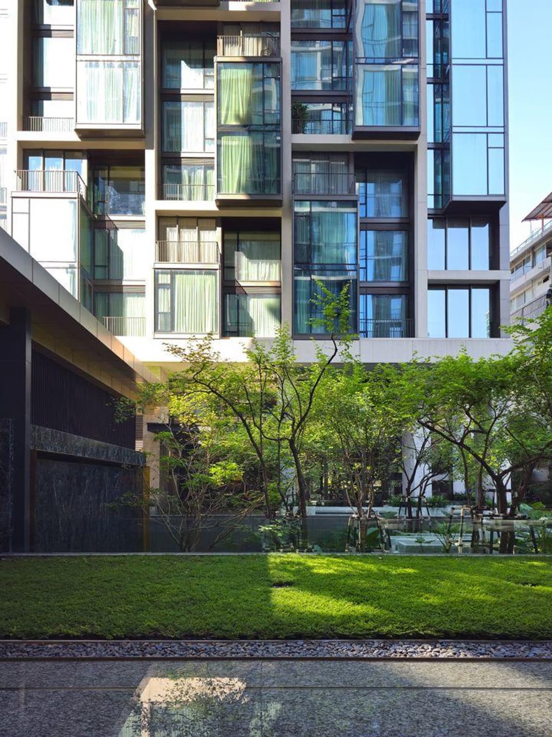 2 Bed Condo for Sale in Pathum Wan - Image 6