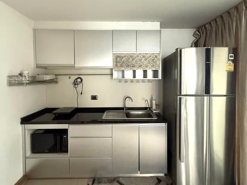 2 Bed Condo for Rent and Sale in Huai Khwang