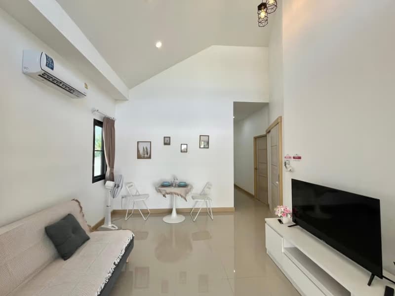 2 Bed House for Rent in Saraphi District