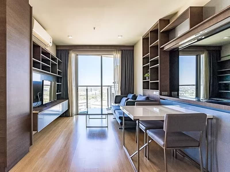 1 Bedroom Condo for rent at Skywalk Condominim
