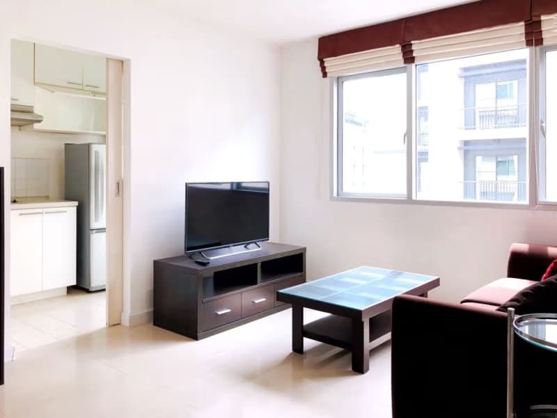 1 Bedroom Condo
