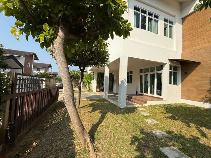 4 Bed House for Rent and Sale in อำเภอเมืองเชียงใหม่