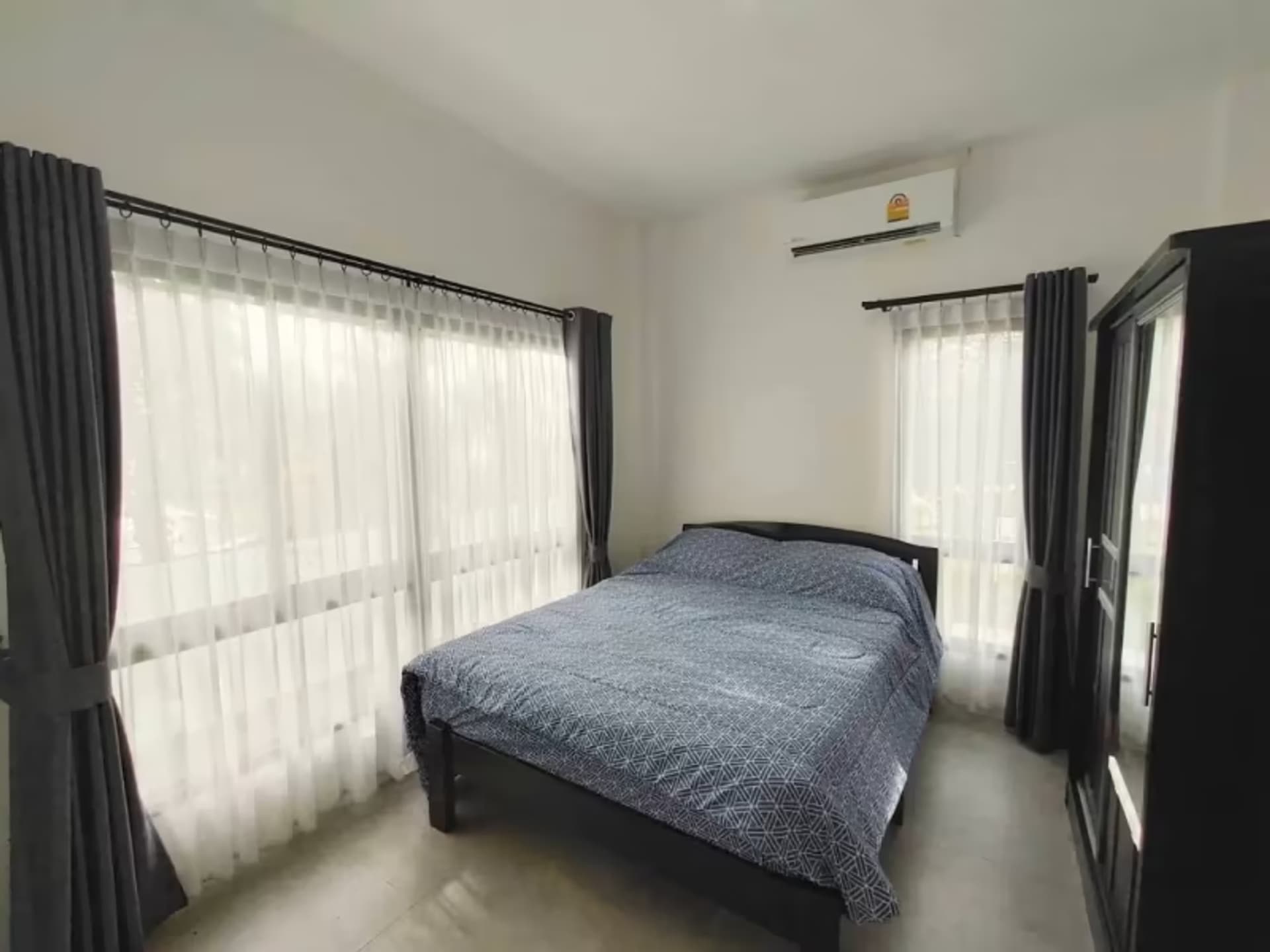 3 Bedroom House - Image 23