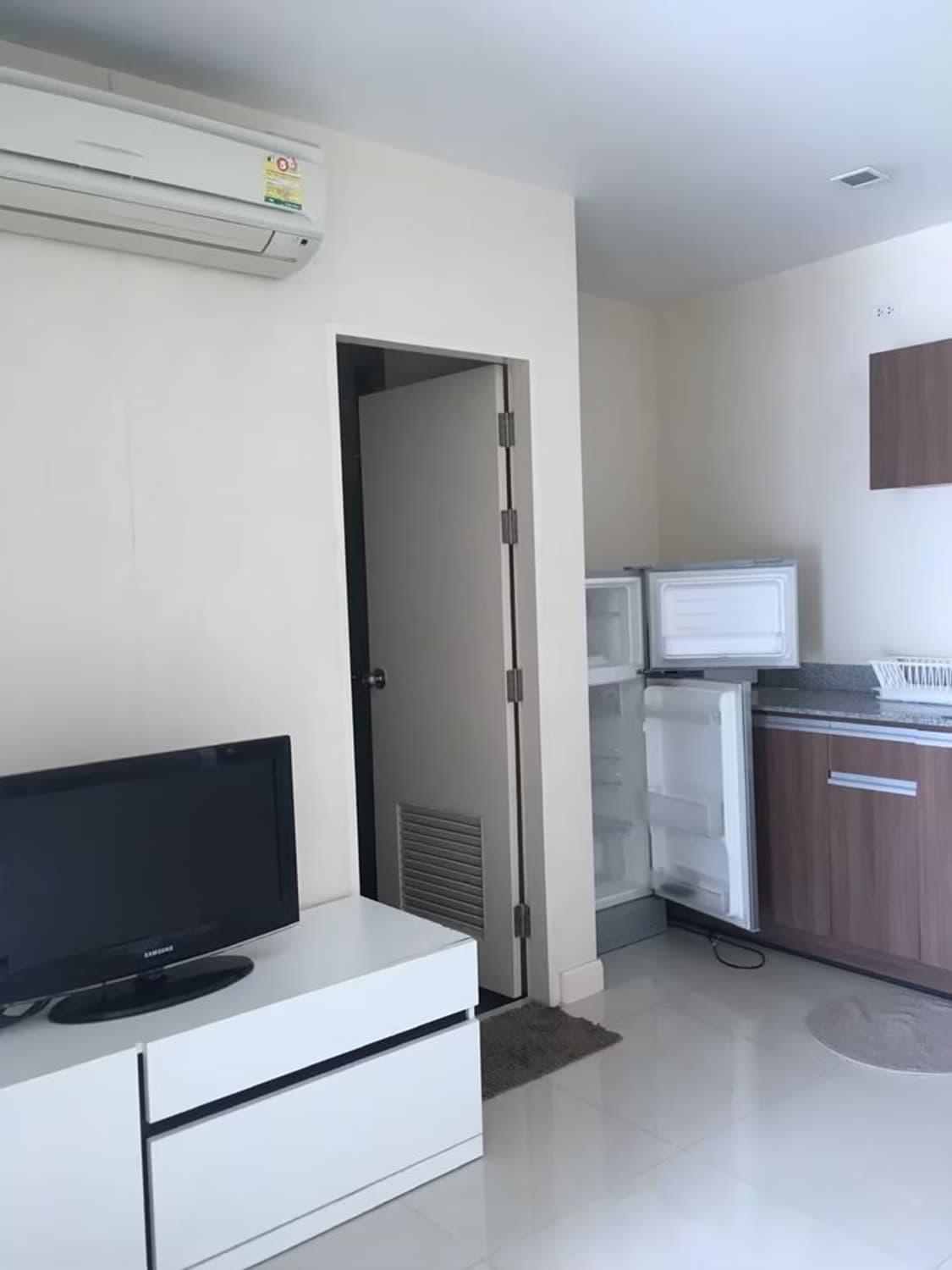 1 卧室 公寓 用于 出租 在 Bang Rak - Image 3