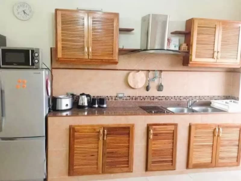 1 Bedroom Condo