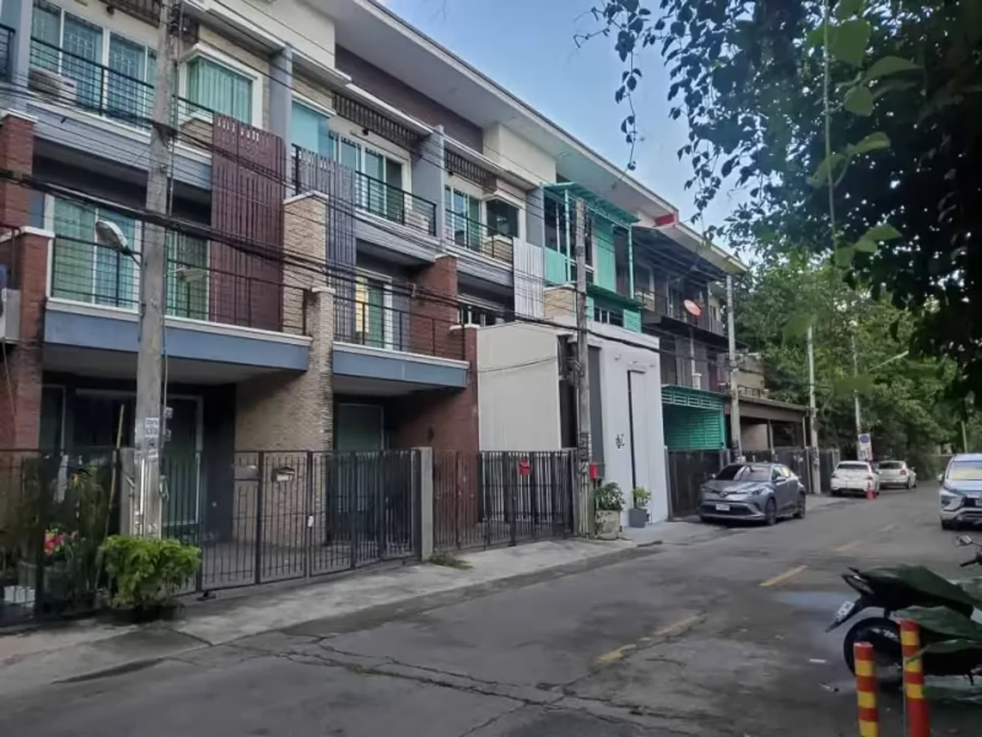 3 Bedroom House - Image 6